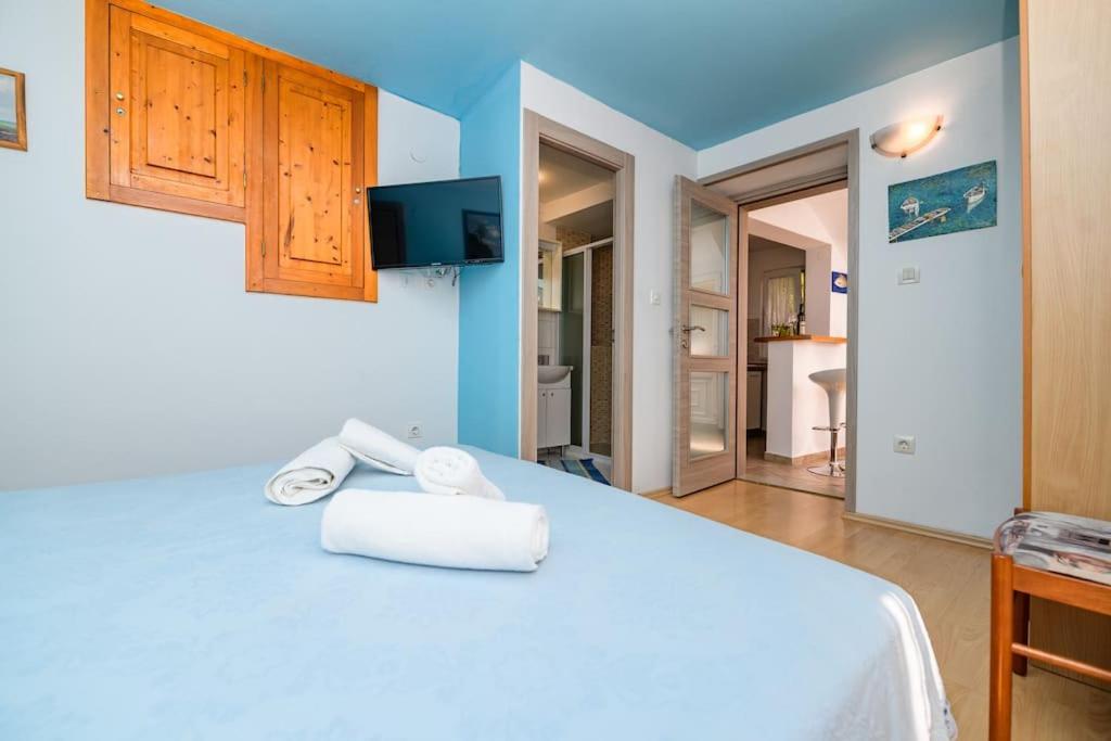 Bozena Apartment Mali Losinj Ngoại thất bức ảnh